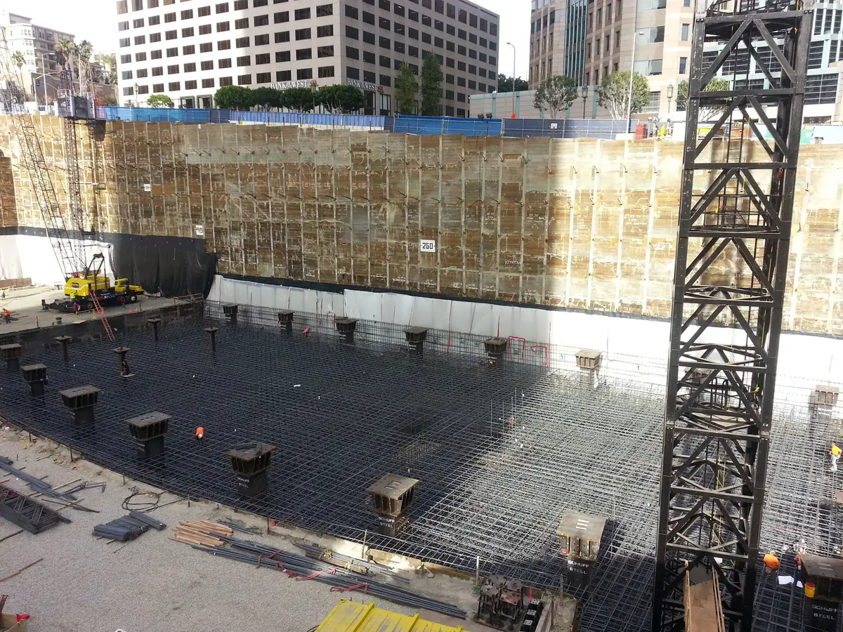 Wilshire Grand Center image 2