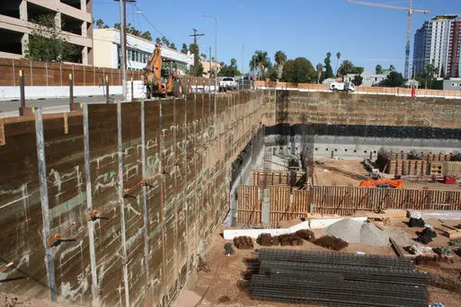 COLUMBIA SQUARE image 3