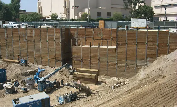 DISNEY-ABC TELEVISION BUILDING image 4