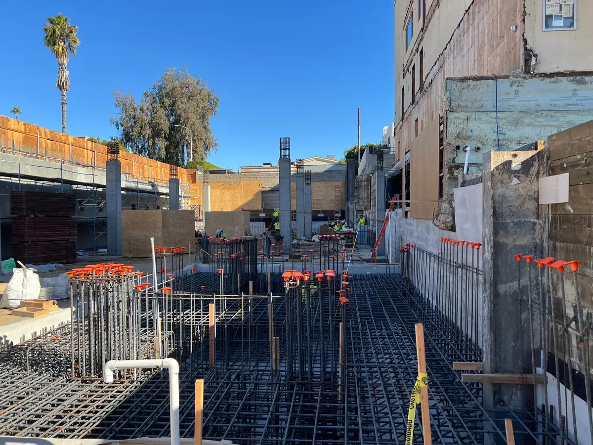 1200 CAHUENGA image 1