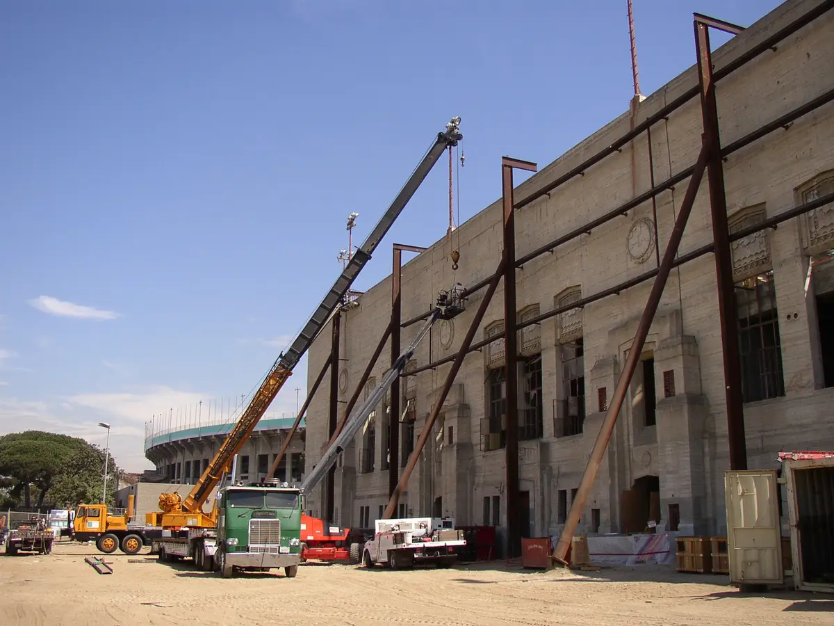 LOS ANGELES SWIM STADIUM image 1