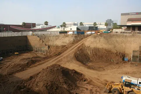 CRESCENT DRIVE image 5