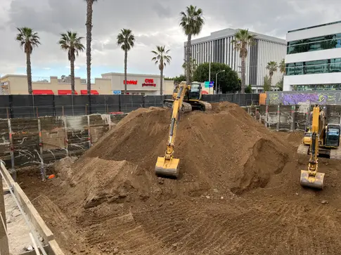 3223 WILSHIRE image 2