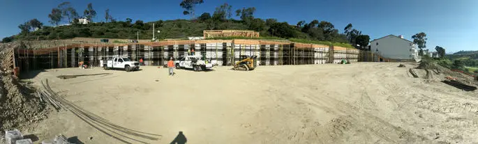 MONARCH COAST image 3