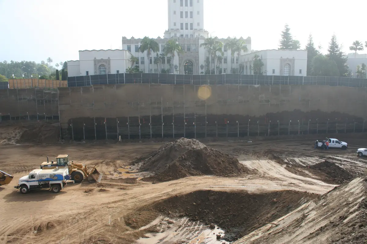 CRESCENT DRIVE image 1